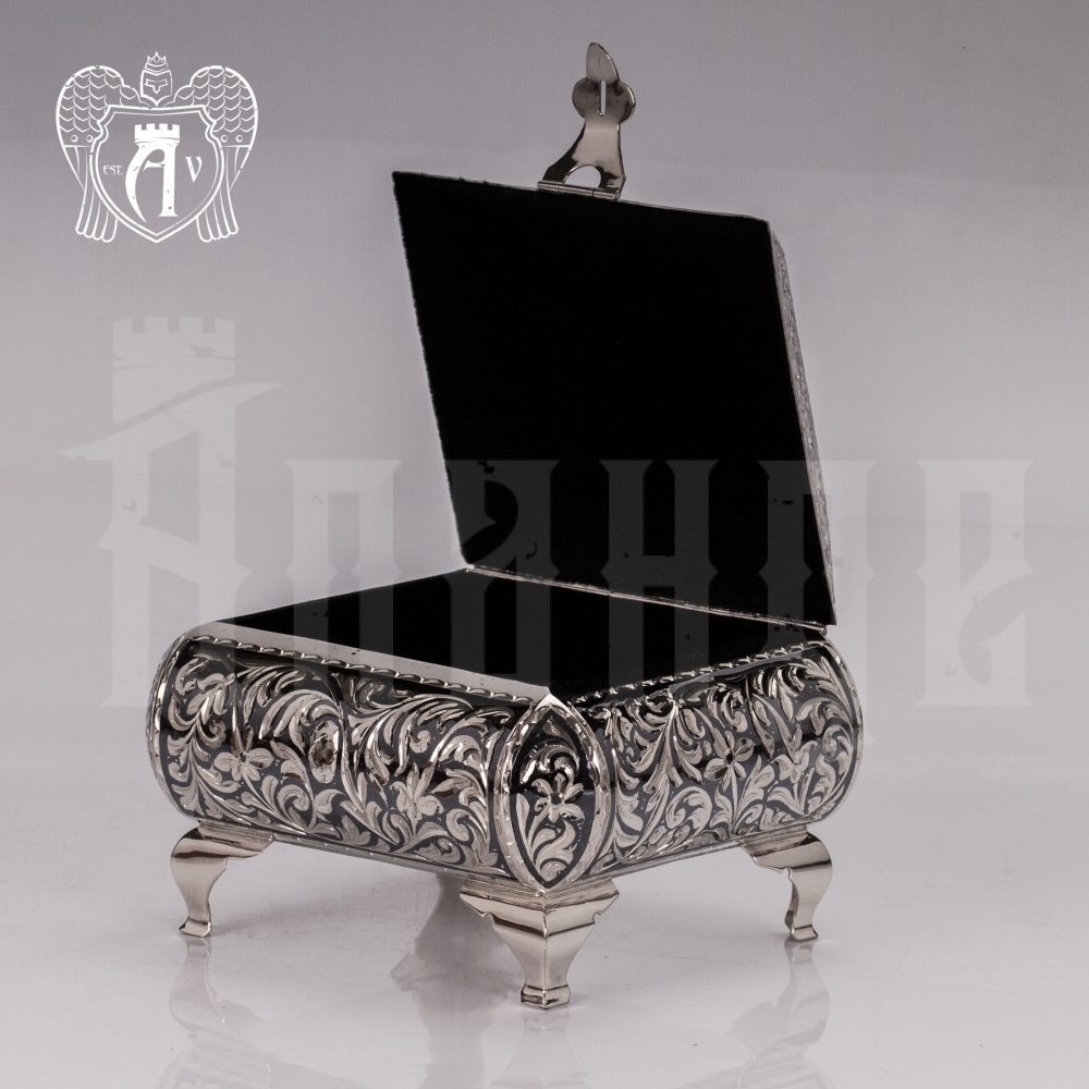 Серебряная шкатулка ручной работы "Малена"  Апанде, 84000428