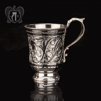 Кружка из серебра для напитков  «Клодия»