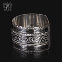 Kubaçinskiy kumush bilaguzuk 