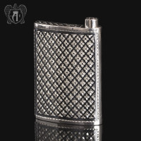 Knyazskaya kumush flaskasi